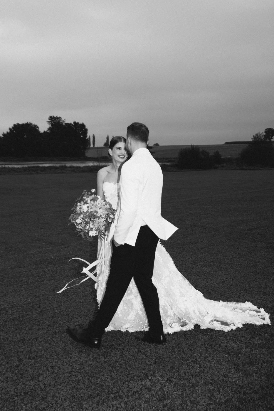 Riferimento di stile — luce naturale, fotografia di matrimonio