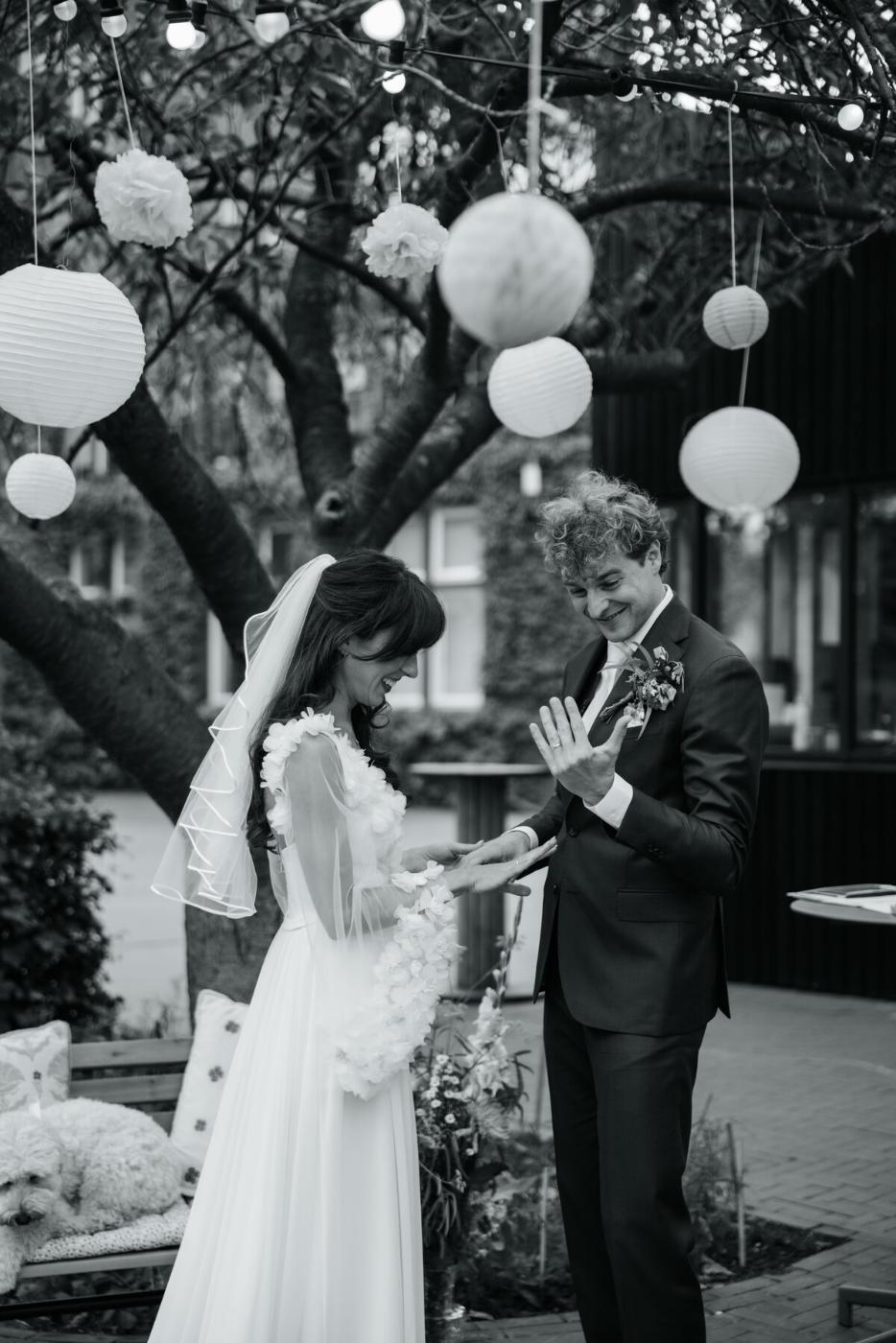 Riferimento di stile — luce naturale, fotografia di matrimonio