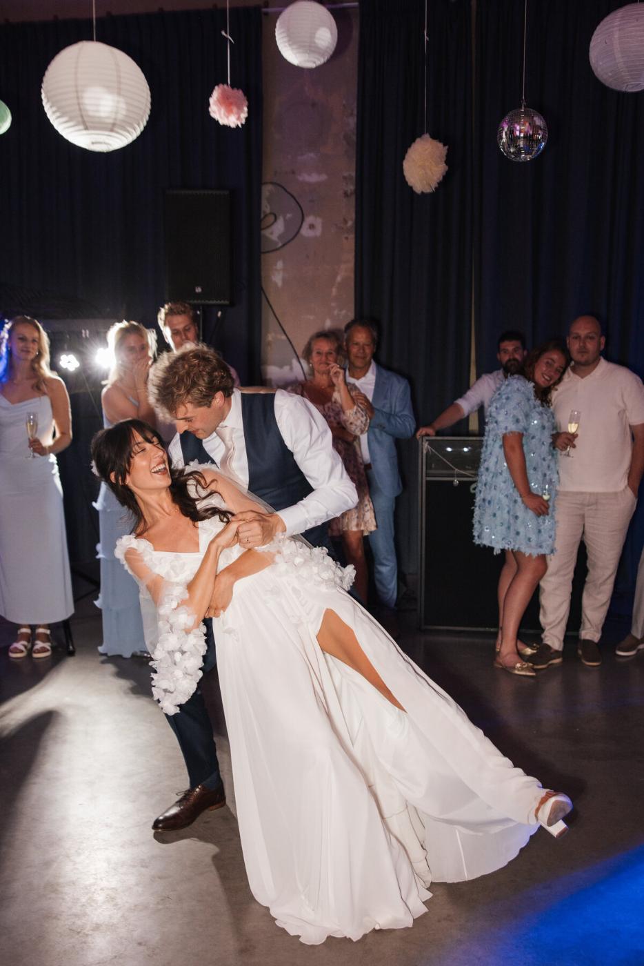 Riferimento di stile — luce naturale, fotografia di matrimonio