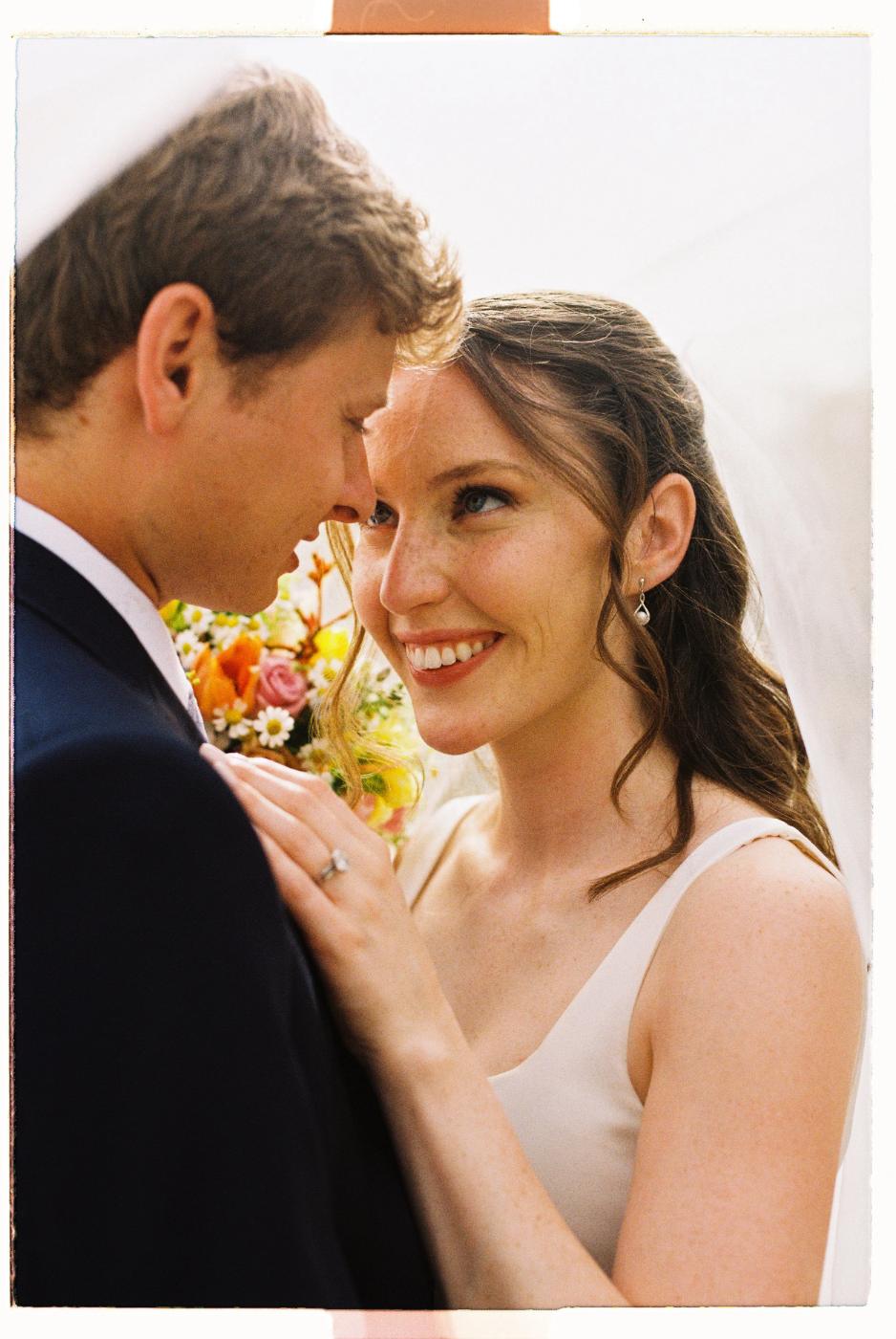 Riferimento di stile — luce naturale, fotografia di matrimonio
