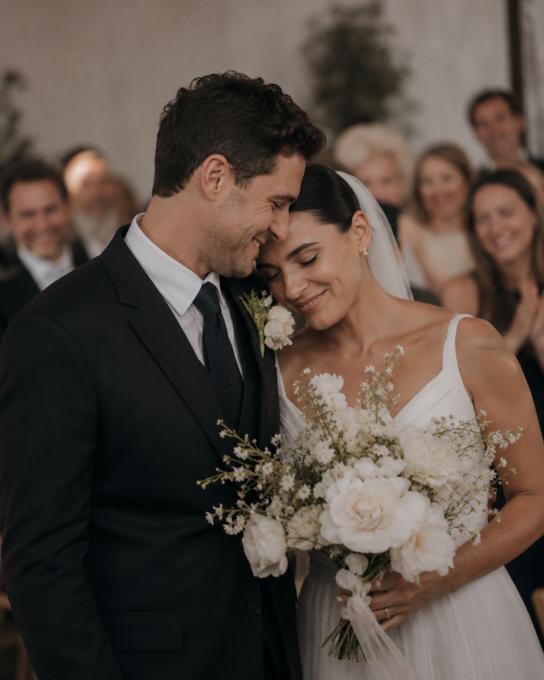 Dettaglio della decorazione floreale del matrimonio
